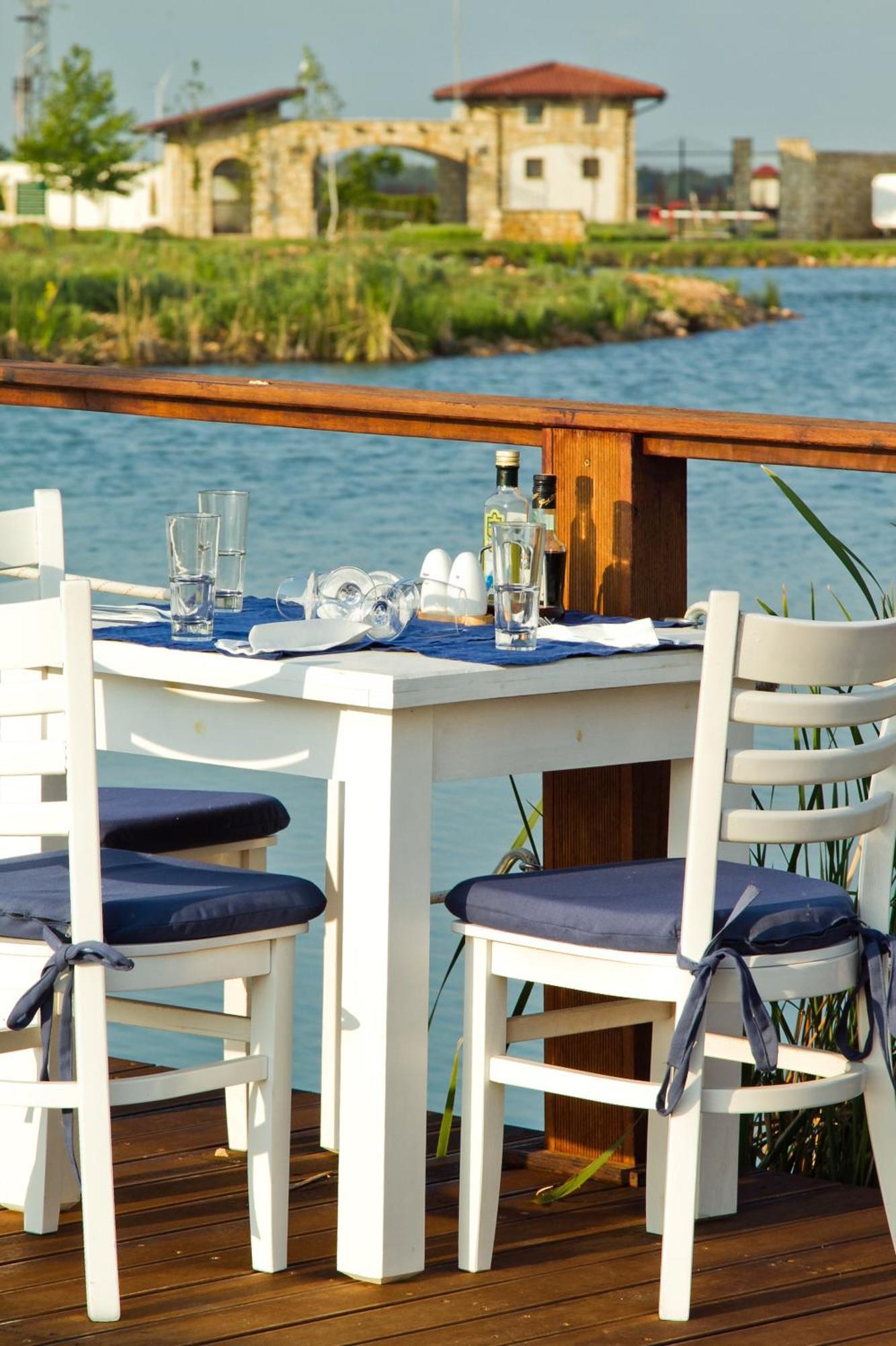 Blacksearama Golf & Villas Μπαλτσίκ Εξωτερικό φωτογραφία