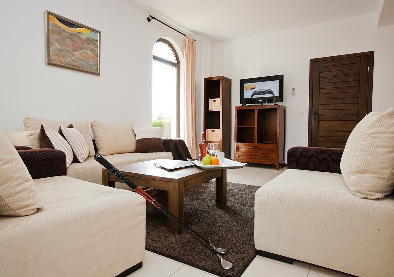 Blacksearama Golf & Villas Μπαλτσίκ Εξωτερικό φωτογραφία