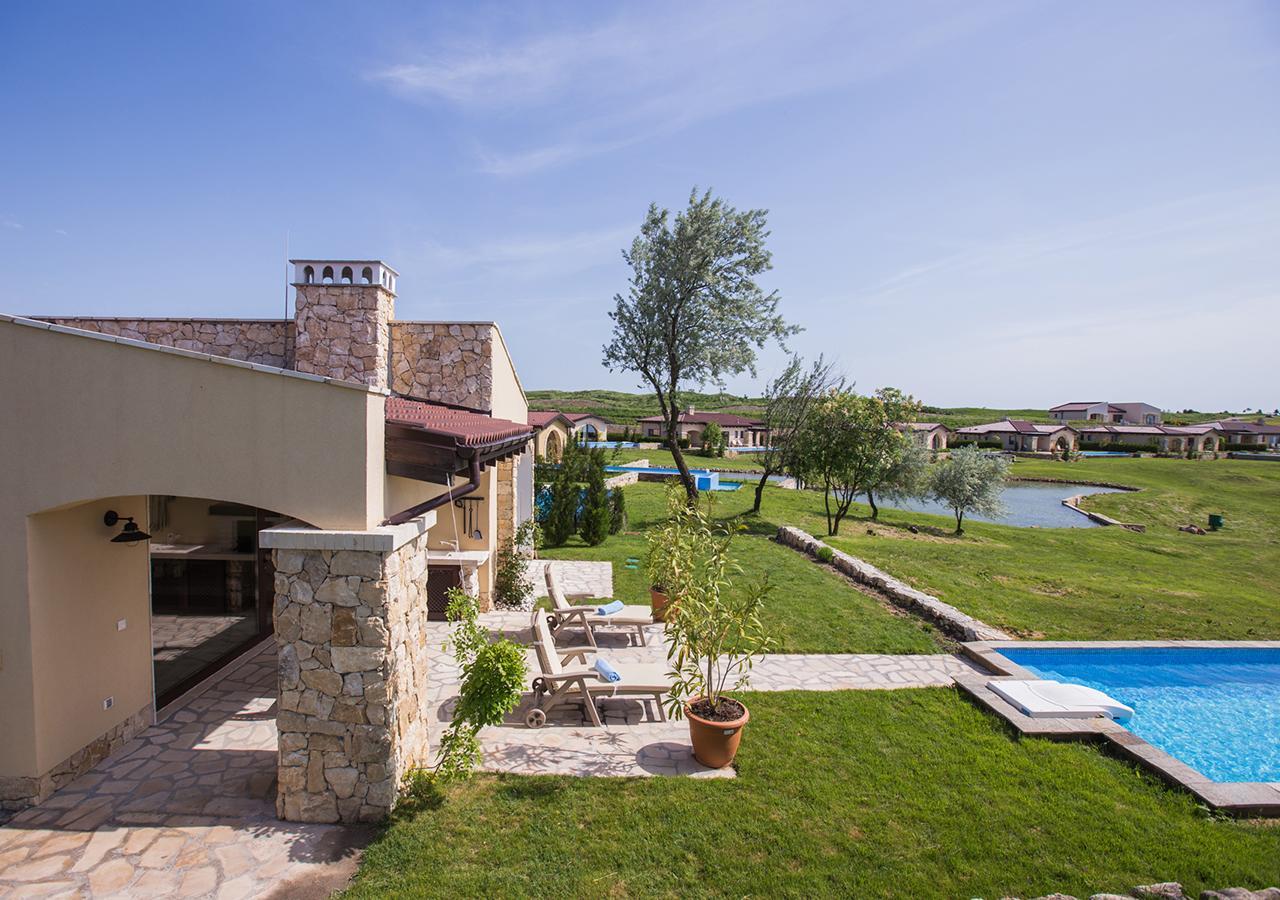 Blacksearama Golf & Villas Μπαλτσίκ Εξωτερικό φωτογραφία