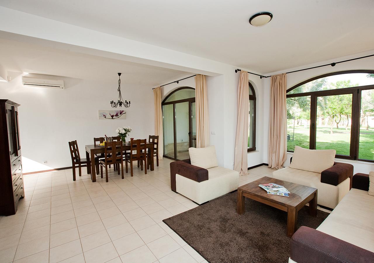 Blacksearama Golf & Villas Μπαλτσίκ Εξωτερικό φωτογραφία